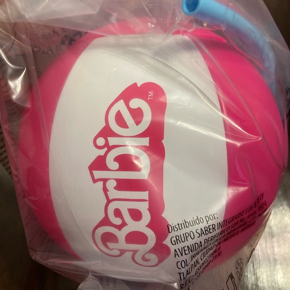 Barbie Beach Ball Cup - Picture 2 of 9